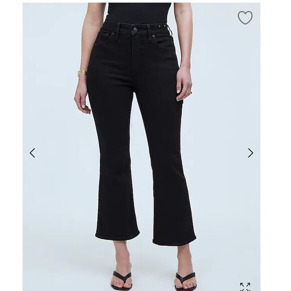 Madewell The Petite Curvy Kickout Crop Jean Black Size 33 Petite NWT